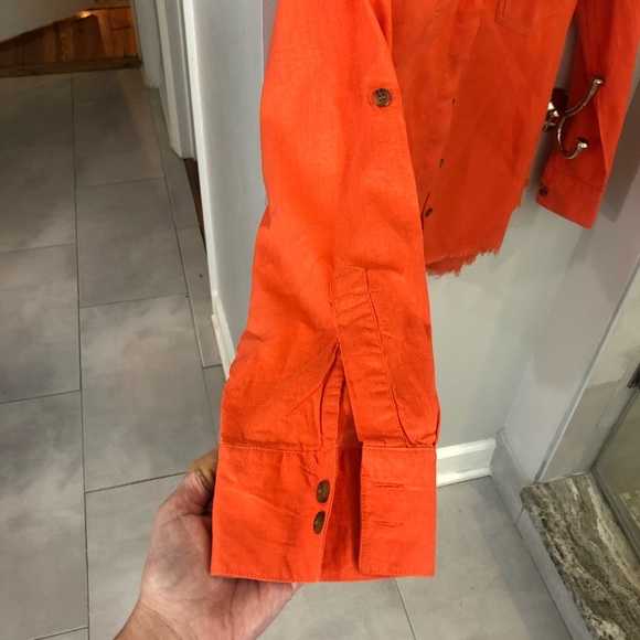 Linen Top - Picture 3 of 4